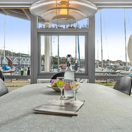 Frigg - 10m From The Sea By Interhome